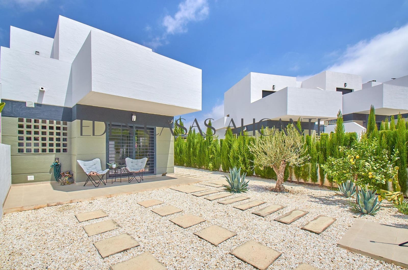 3 Zimmer Doppelhaus zu verkaufen in Busot mit Pool - 395.000 € (Ref: 9936533)