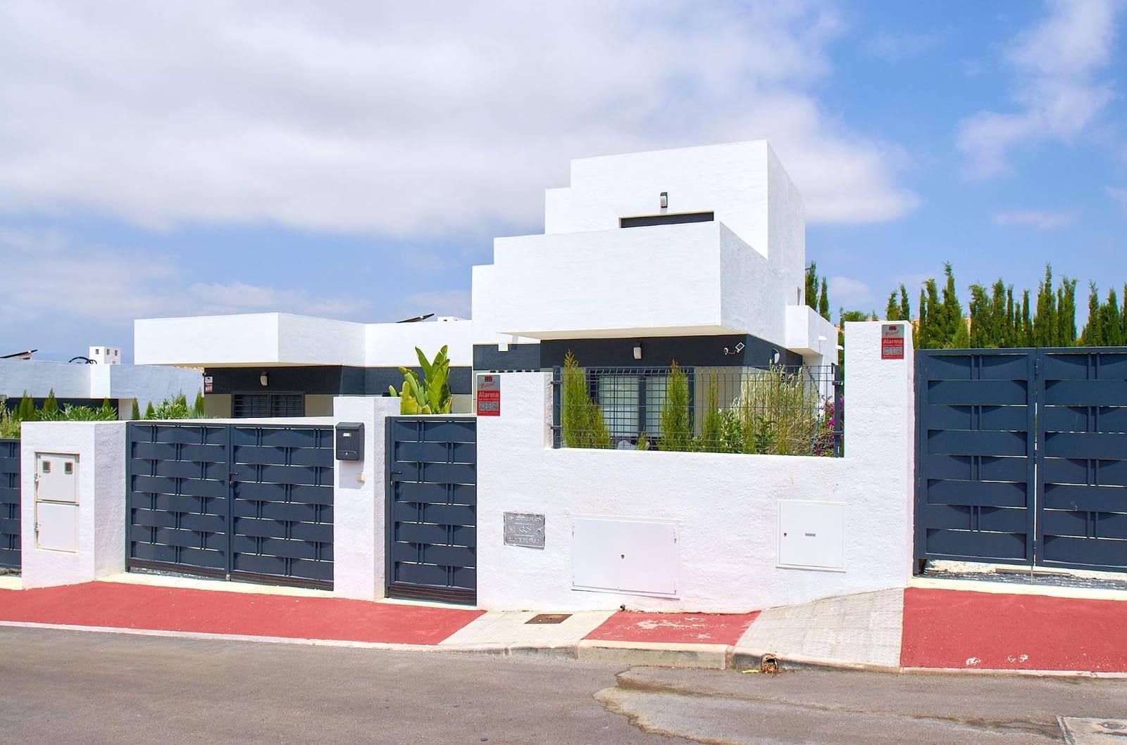 3 Zimmer Doppelhaus zu verkaufen in Busot mit Pool - 395.000 € (Ref: 9936533)