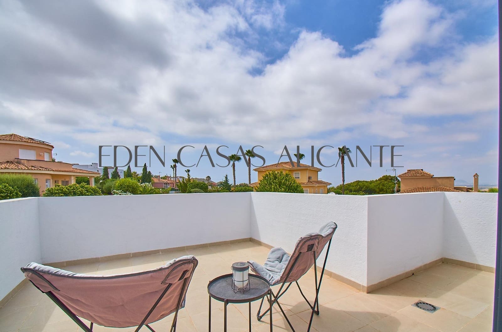 3 Zimmer Doppelhaus zu verkaufen in Busot mit Pool - 395.000 € (Ref: 9936533)