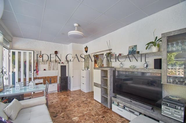 2 makuuhuone Bungalow myytävänä paikassa Coveta Fuma, El Campello - 230 000 € (Ref: 9938339)
