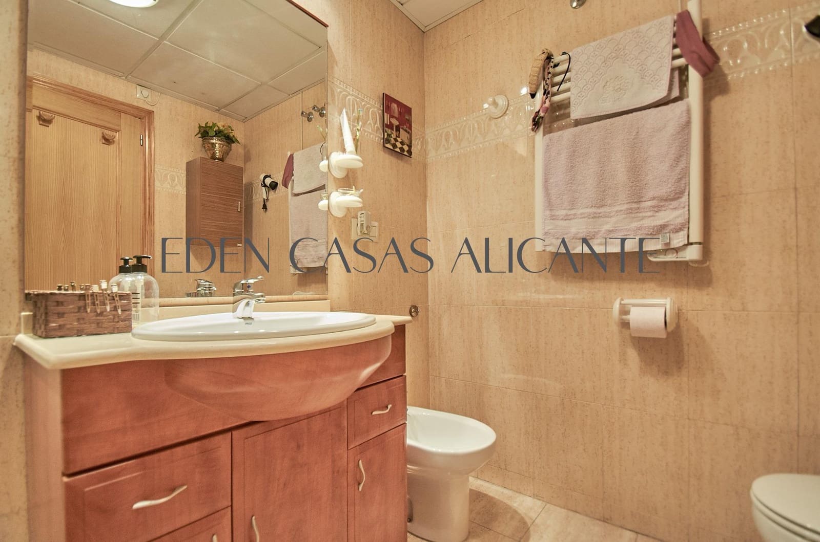 1 bedroom Flat for sale in La Villajoyosa / Vila Joiosa with pool - € 190,000 (Ref: 9949945)