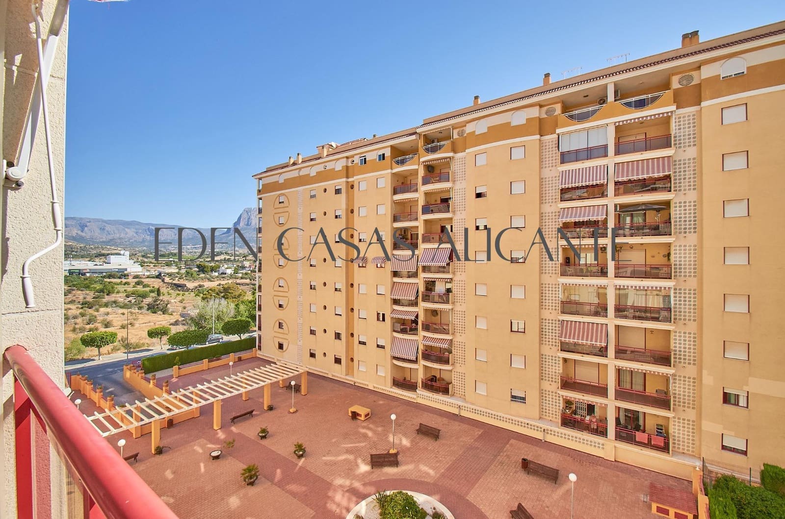 1 bedroom Flat for sale in La Villajoyosa / Vila Joiosa with pool - € 190,000 (Ref: 9949945)