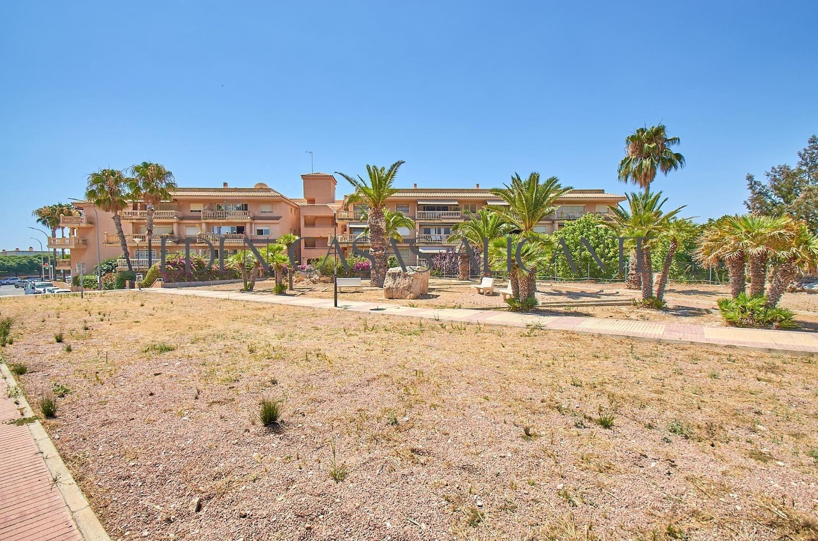 3 slaapkamer Flat te koop in El Campello met zwembad garage - € 360.000 (Ref: 9975585)