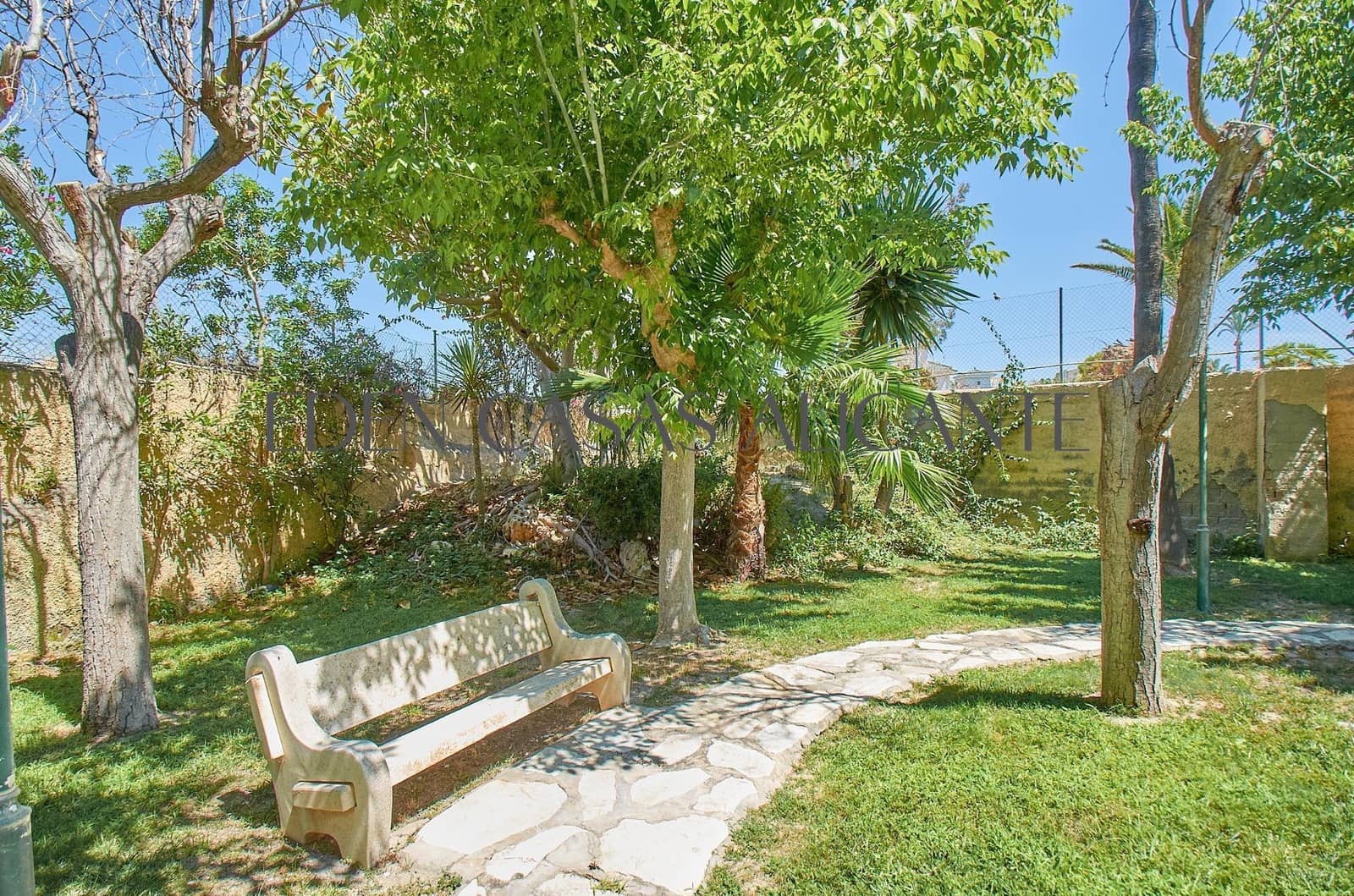 3 slaapkamer Flat te koop in El Campello met zwembad garage - € 360.000 (Ref: 9975585)