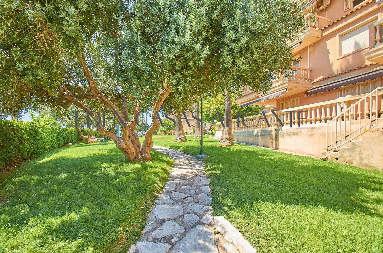 3 slaapkamer Flat te koop in El Campello met zwembad garage - € 360.000 (Ref: 9975585)