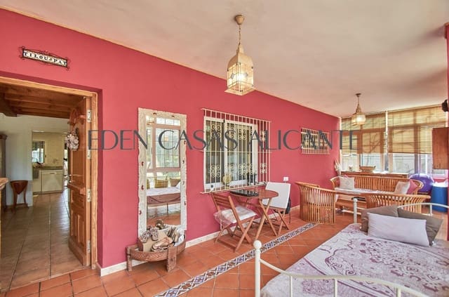 4 soverom Villa til salgs i Busot med svømmebasseng garasje - € 475 000 (Ref: 9998923)