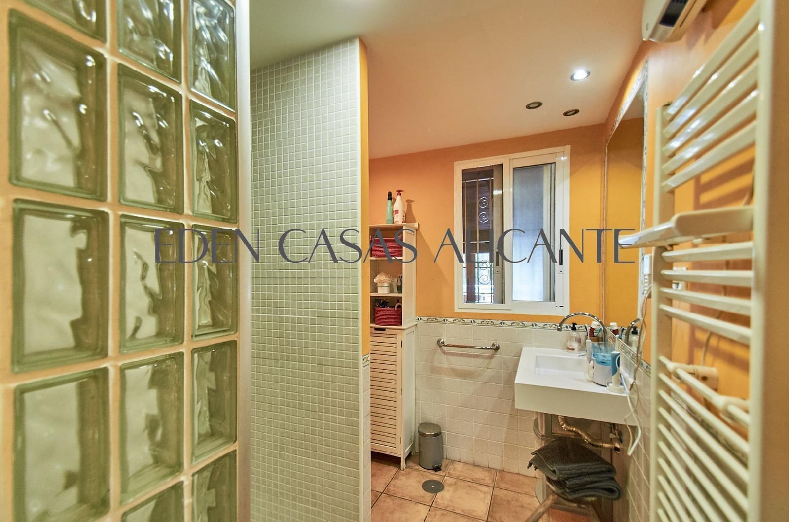 4 soverom Villa til salgs i Busot med svømmebasseng garasje - € 475 000 (Ref: 9998923)