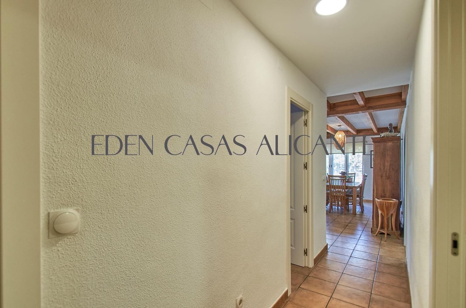4 soverom Villa til salgs i Busot med svømmebasseng garasje - € 475 000 (Ref: 9998923)