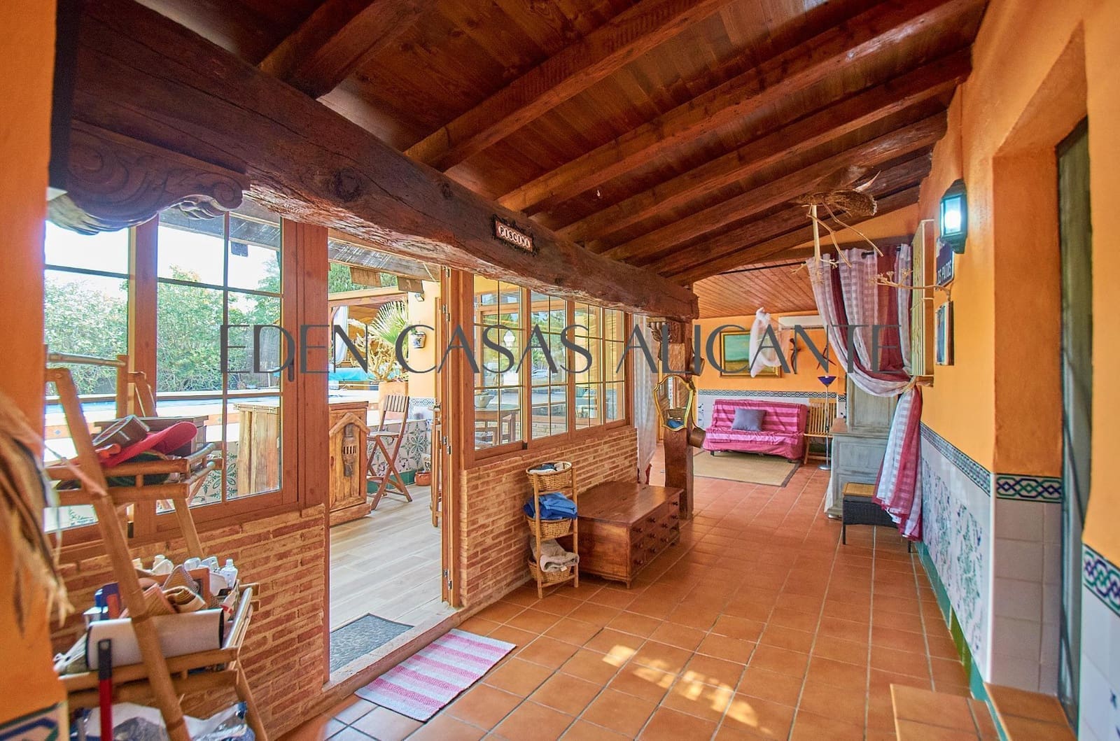 4 soverom Villa til salgs i Busot med svømmebasseng garasje - € 475 000 (Ref: 9998923)