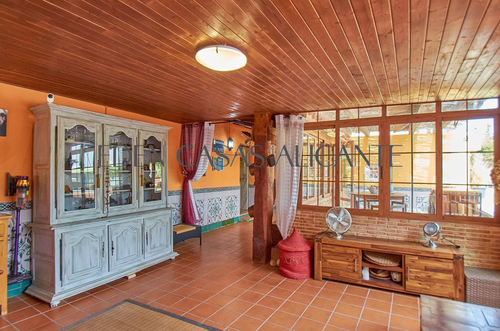 4 soverom Villa til salgs i Busot med svømmebasseng garasje - € 475 000 (Ref: 9998923)