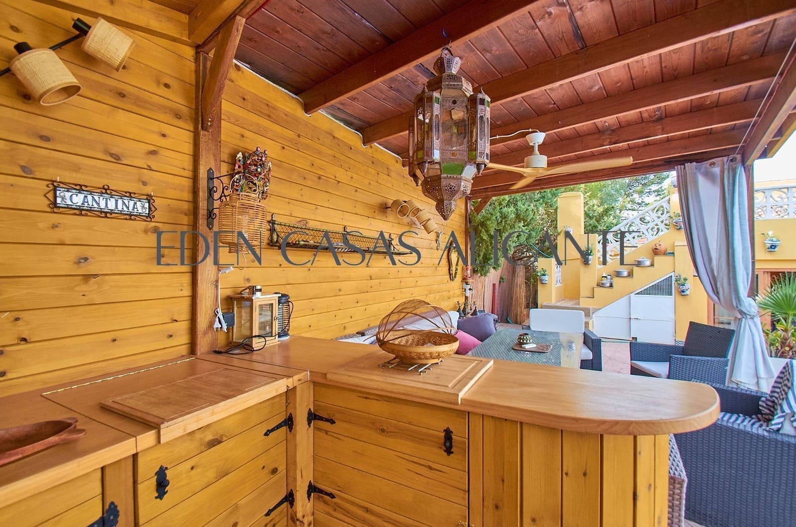 4 soverom Villa til salgs i Busot med svømmebasseng garasje - € 475 000 (Ref: 9998923)