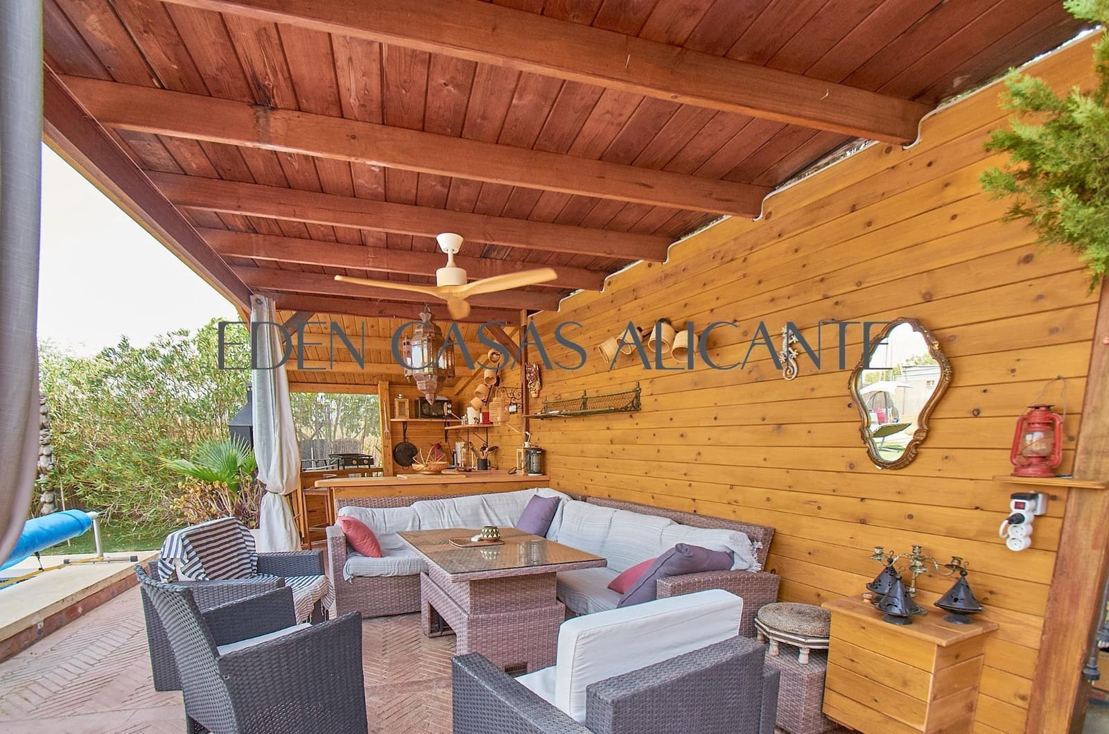 4 soverom Villa til salgs i Busot med svømmebasseng garasje - € 475 000 (Ref: 9998923)