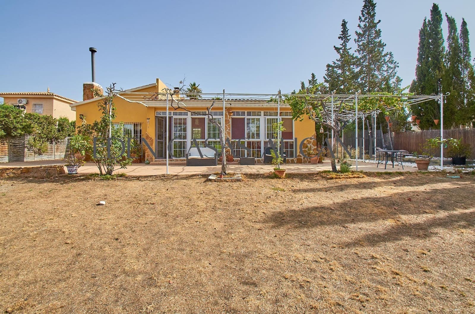4 soverom Villa til salgs i Busot med svømmebasseng garasje - € 475 000 (Ref: 9998923)
