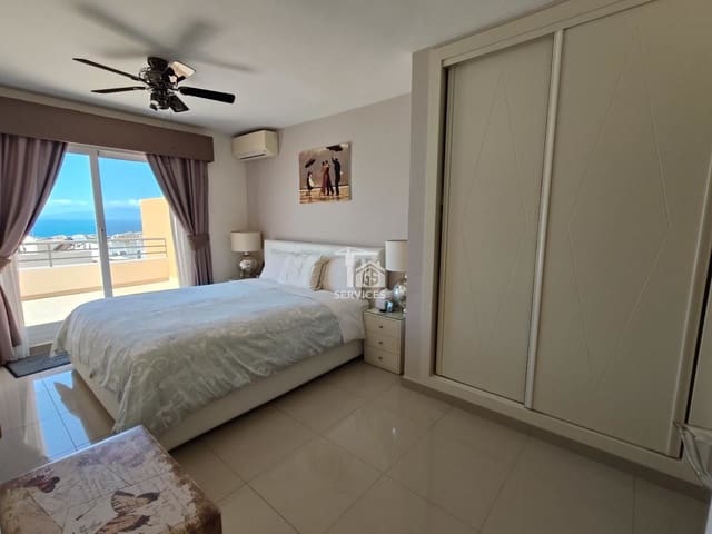 2 quarto Moradia para venda em Playa de Fañabé Alto, Adeje - 675 000 € (Ref: 8559310)