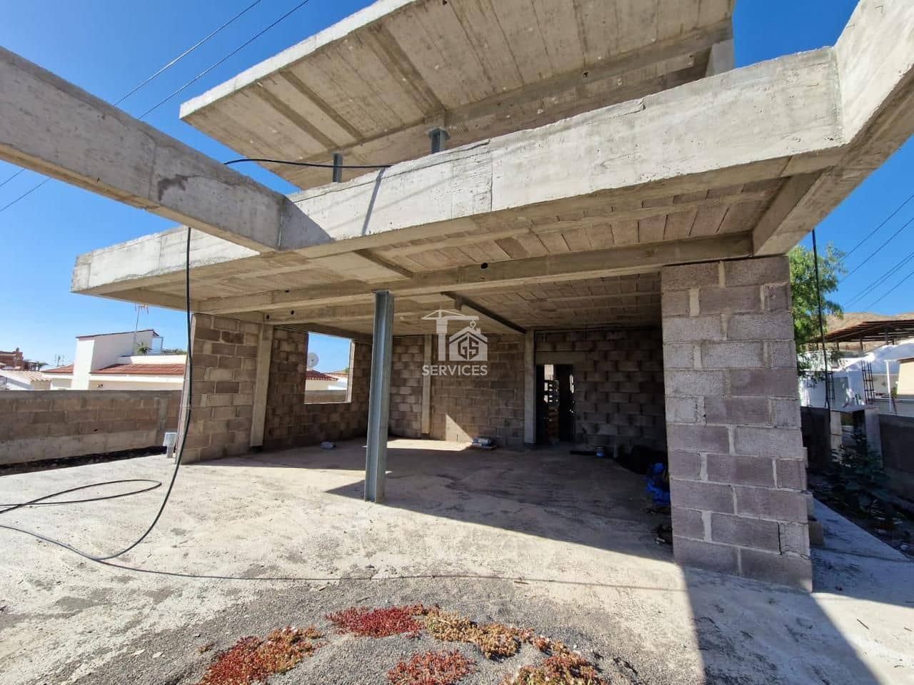 4 soveværelse Villa til salg i Arona med swimmingpool garage - € 1.250.000 (Ref: 8873471)