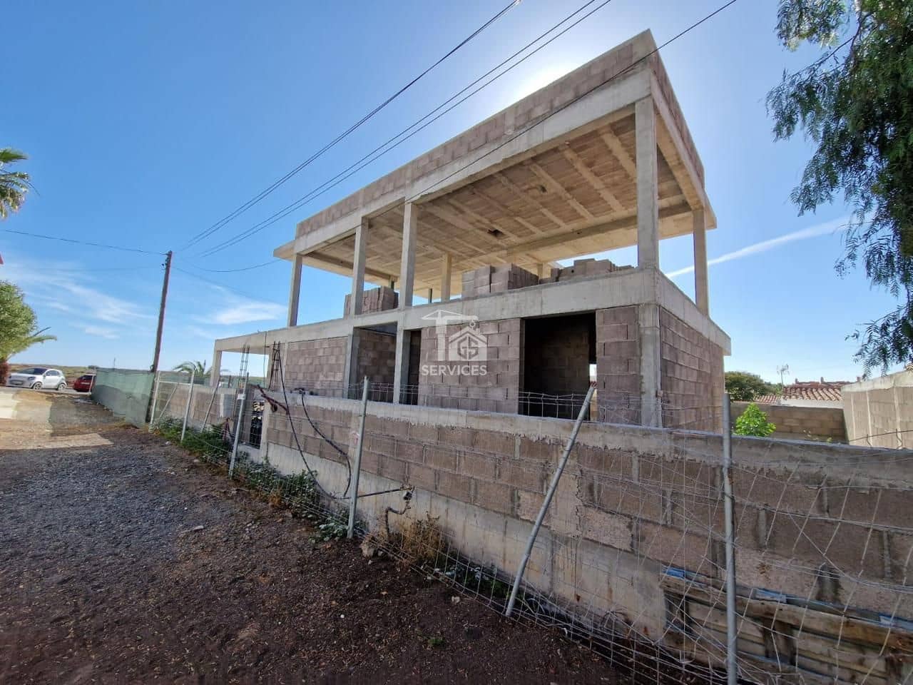 4 soveværelse Villa til salg i Arona med swimmingpool garage - € 1.250.000 (Ref: 8873471)