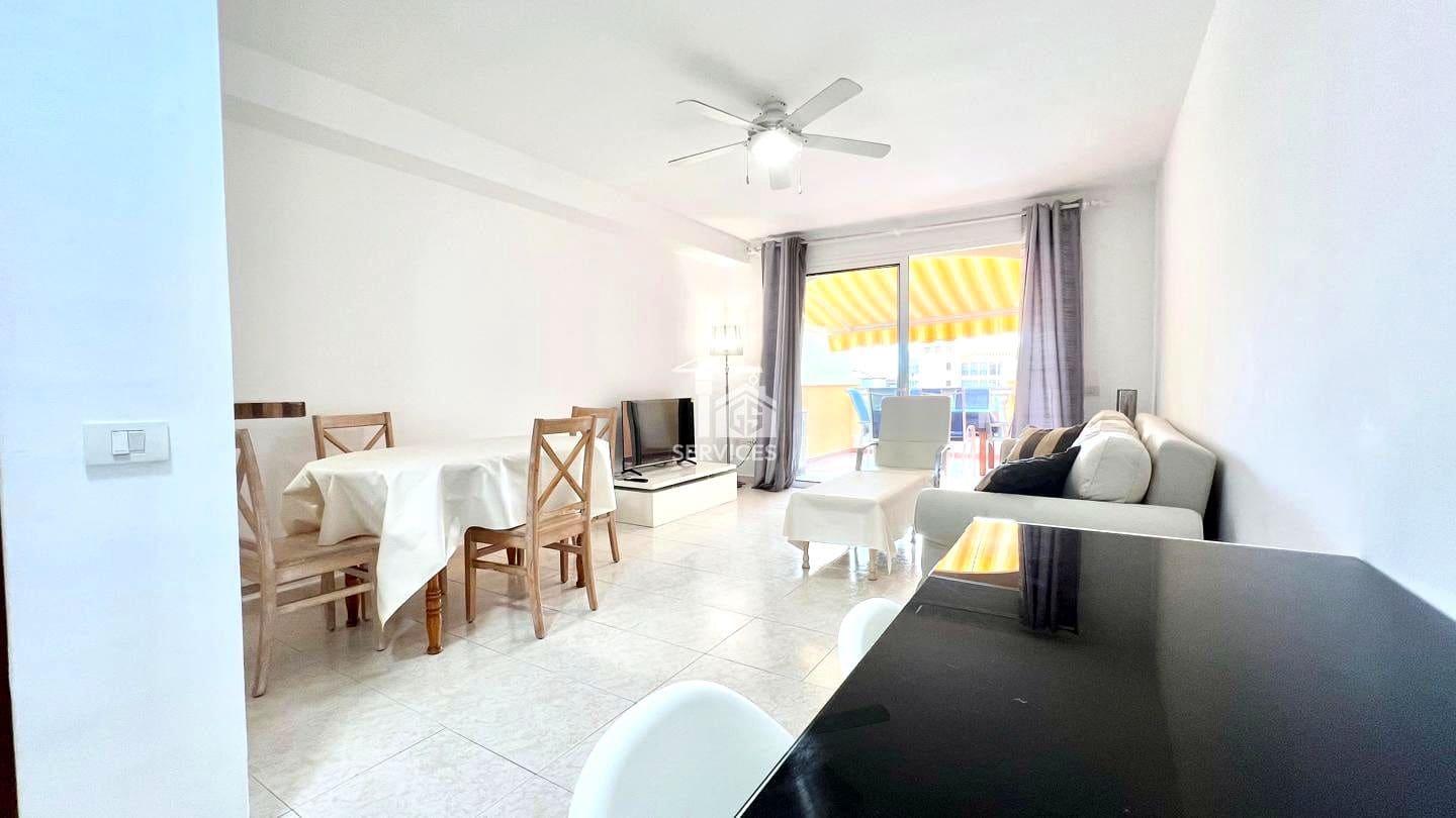 2 sovrum Lägenhet till salu i Arona med pool garage - 415 000 € (Ref: 9006351)