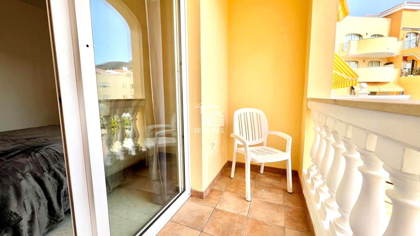 2 sovrum Lägenhet till salu i Arona med pool garage - 415 000 € (Ref: 9006351)