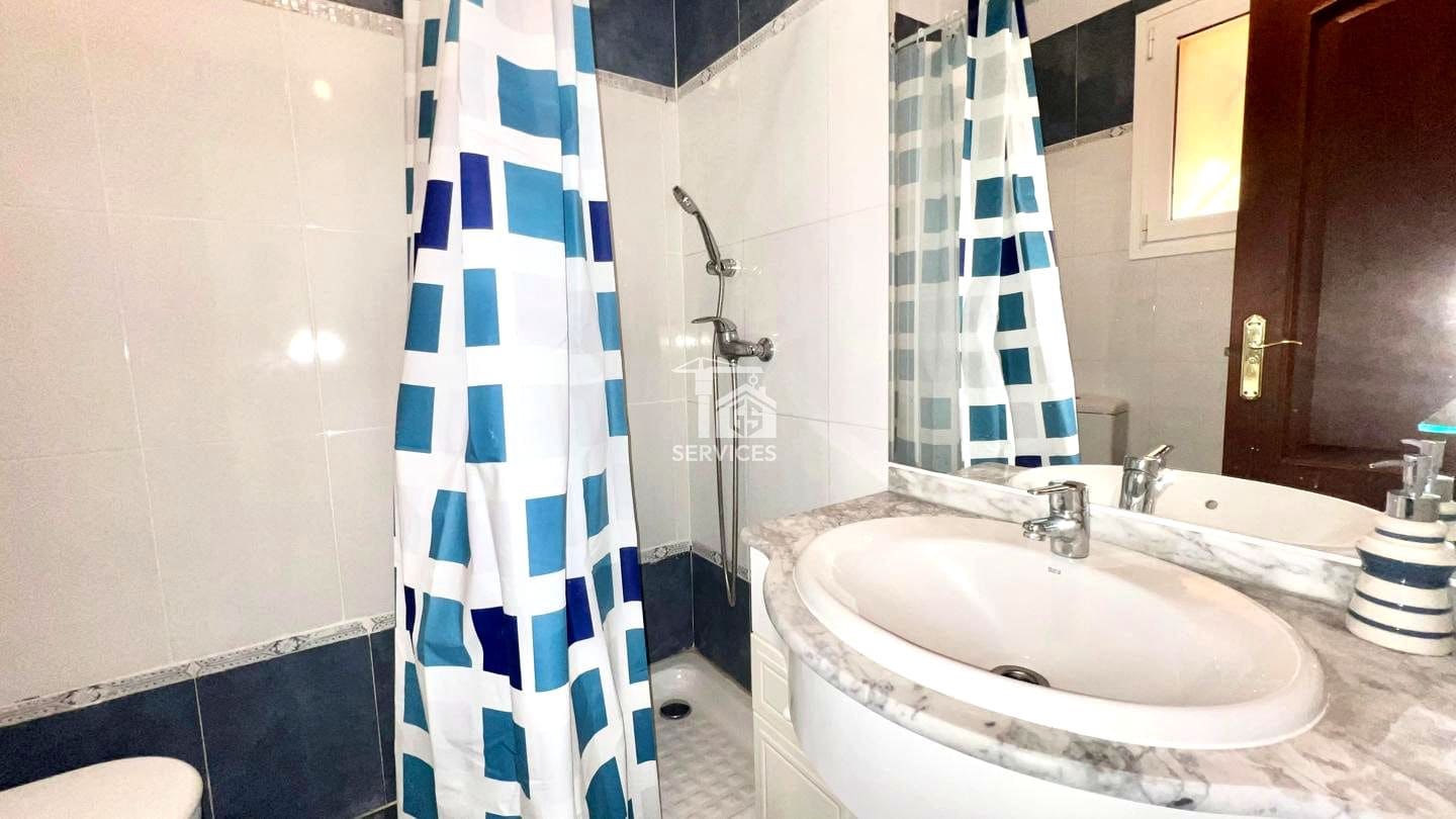 2 sovrum Lägenhet till salu i Arona med pool garage - 415 000 € (Ref: 9006351)