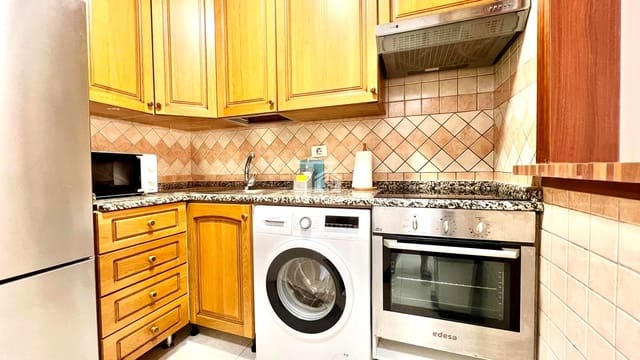 2 bedroom Flat for sale in Los Cristianos, Arona with pool garage - € 415,000 (Ref: 9006351)