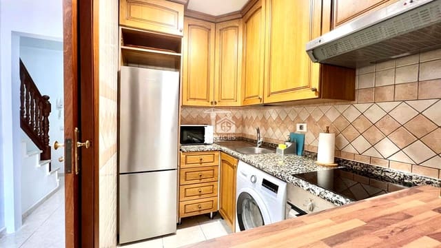 2 bedroom Flat for sale in Los Cristianos, Arona with pool garage - € 415,000 (Ref: 9006351)