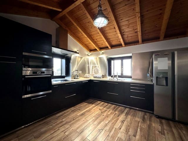 3 camera da letto Finca/Casa di Campagna in vendita in Guía de Isora con garage - 546.000 € (Rif: 9035787)