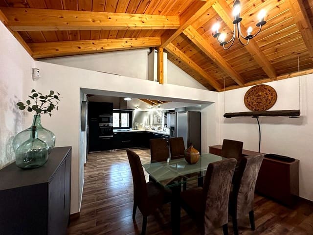 3 camera da letto Finca/Casa di Campagna in vendita in Guía de Isora con garage - 546.000 € (Rif: 9035787)