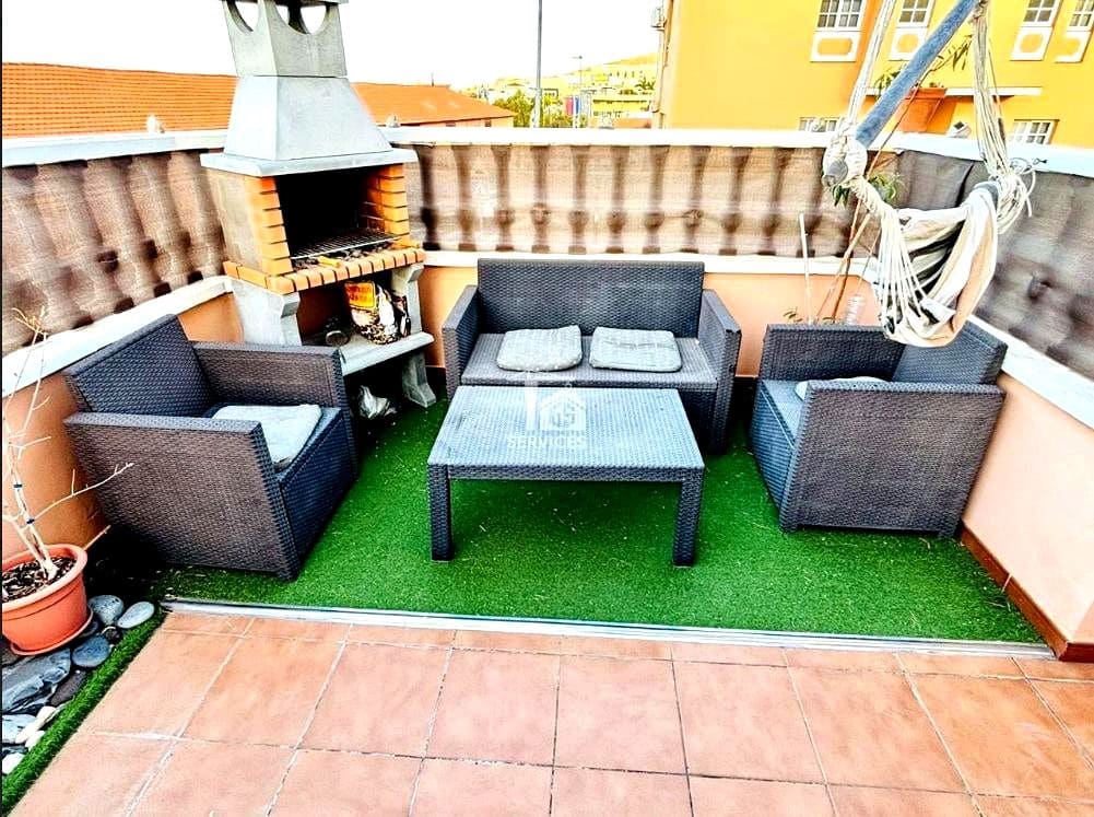 4 soveværelse Villa til salg i Adeje med swimmingpool garage - € 595.000 (Ref: 9074375)