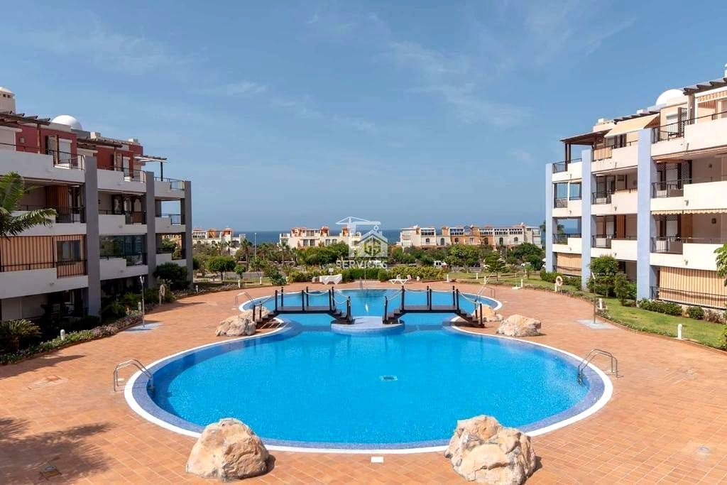 1 bedroom Flat for sale in Arona with garage - € 399,000 (Ref: 9074381)