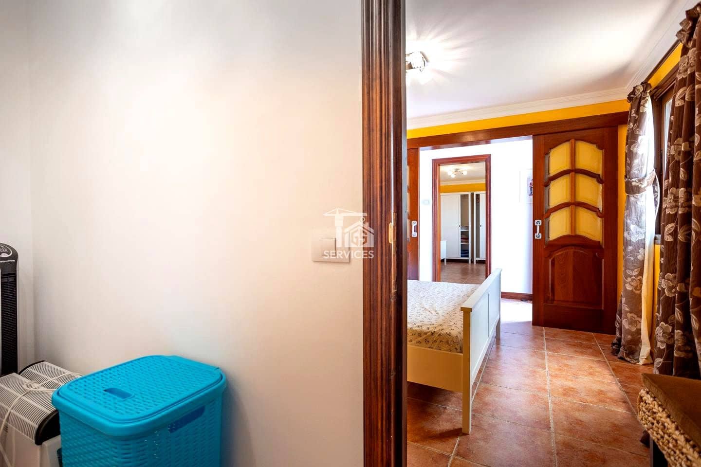 5 soveværelse Villa til salg i San Isidro de Abona med swimmingpool garage - € 699.000 (Ref: 9109834)