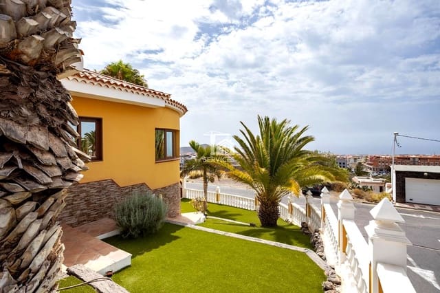 5 Zimmer Villa zu verkaufen in San Isidro de Abona, Granadilla de Abona mit Pool Garage - 699.000 € (Ref: 9109834)