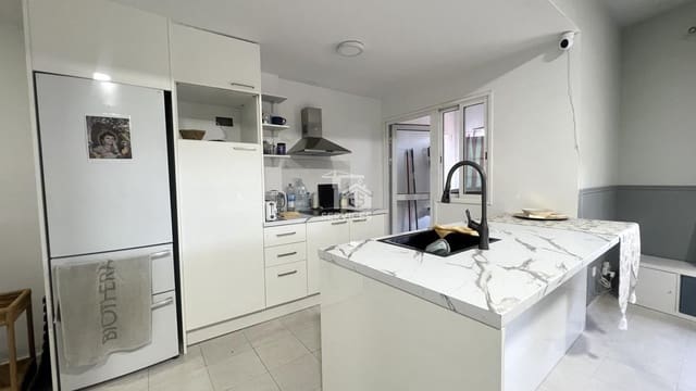 3 makuuhuone Asunto vuokrattavana paikassa Fañabe, Adeje - 1 700 € (Ref: 9131529)