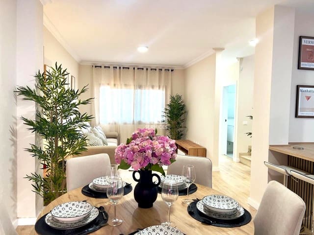 4 bedroom Villa for sale in Casco Urbano, Adeje with pool garage - € 559,000 (Ref: 9142324)