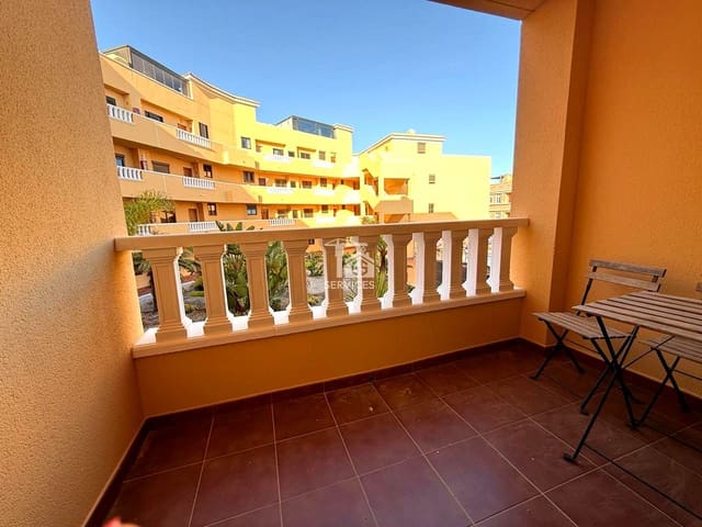2 bedroom Flat for sale in El Medano, Granadilla de Abona with pool garage - € 285,000 (Ref: 9142406)