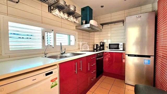 3 sypialnia Willa na sprzedaż w Fañabe, Adeje z basenem garażem - 590 000 € (Ref: 9142648)