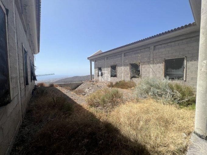 5 soverom Villa til salgs i Adeje med svømmebasseng garasje - € 2 199 000 (Ref: 9163014)