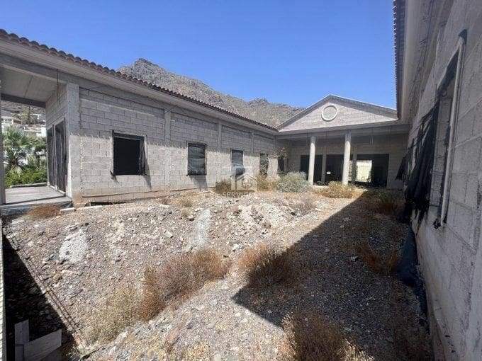 5 soverom Villa til salgs i Adeje med svømmebasseng garasje - € 2 199 000 (Ref: 9163014)