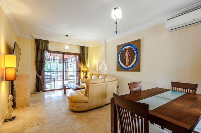 3 soveværelse Villa til salg i Playa del Duque, Adeje med swimmingpool garage - € 1.150.000 (Ref: 9165184)