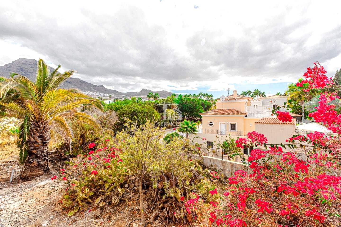 3 soveværelse Villa til salg i Costa Adeje med swimmingpool garage - € 1.150.000 (Ref: 9165184)