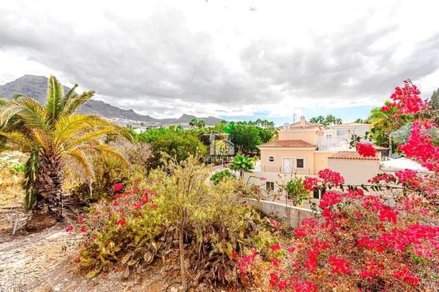 3 slaapkamer Villa te koop in Playa del Duque, Adeje met zwembad garage - € 1.150.000 (Ref: 9165184)