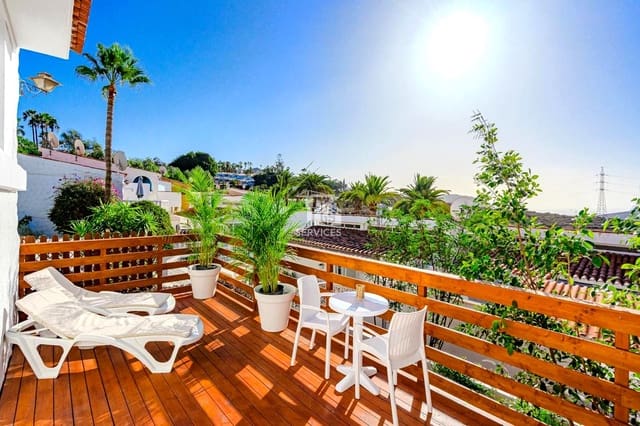 2 soveværelse Villa til salg i Chayofa, Arona med swimmingpool - € 398.000 (Ref: 9166584)