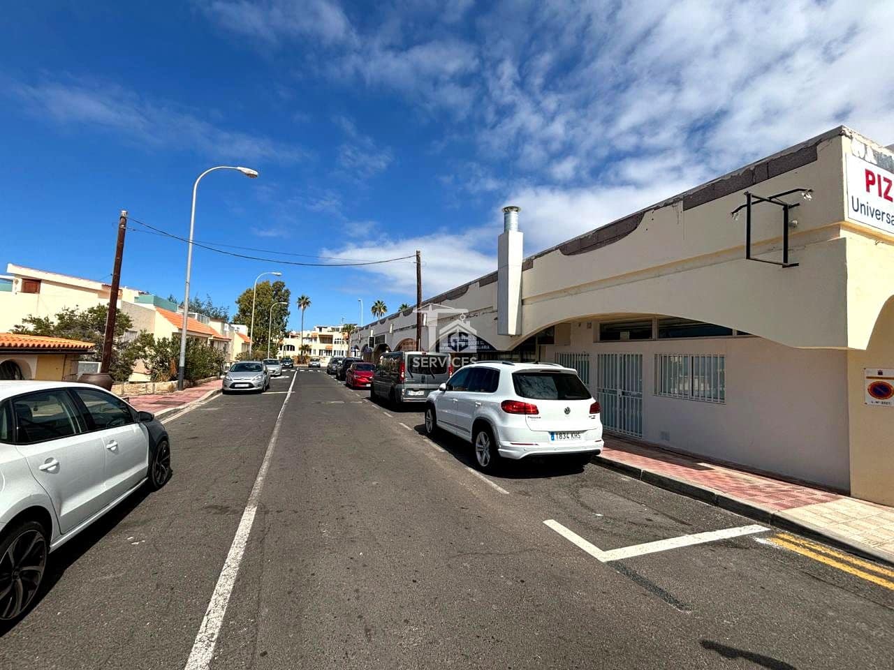 Entreprise de 4 chambres à louer à Adeje - 4 500 € (Ref: 9177585)