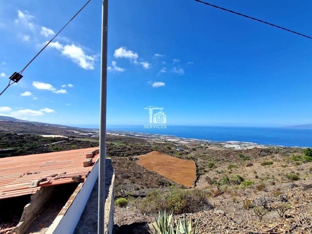 4 slaapkamer Villa te koop in Guía de Isora - € 195.000 (Ref: 9198364)