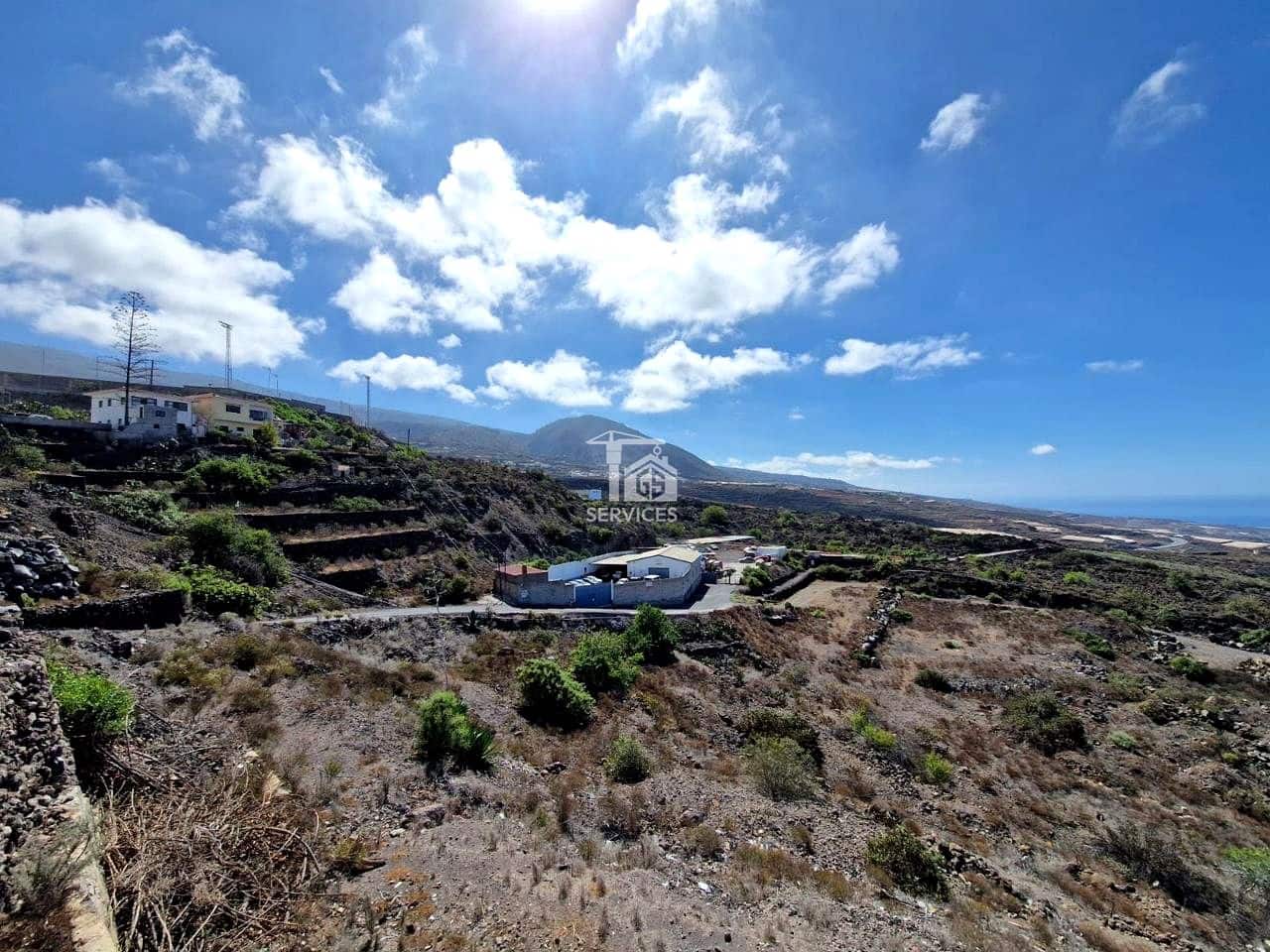 4 slaapkamer Villa te koop in Guia de Isora - € 195.000 (Ref: 9198364)