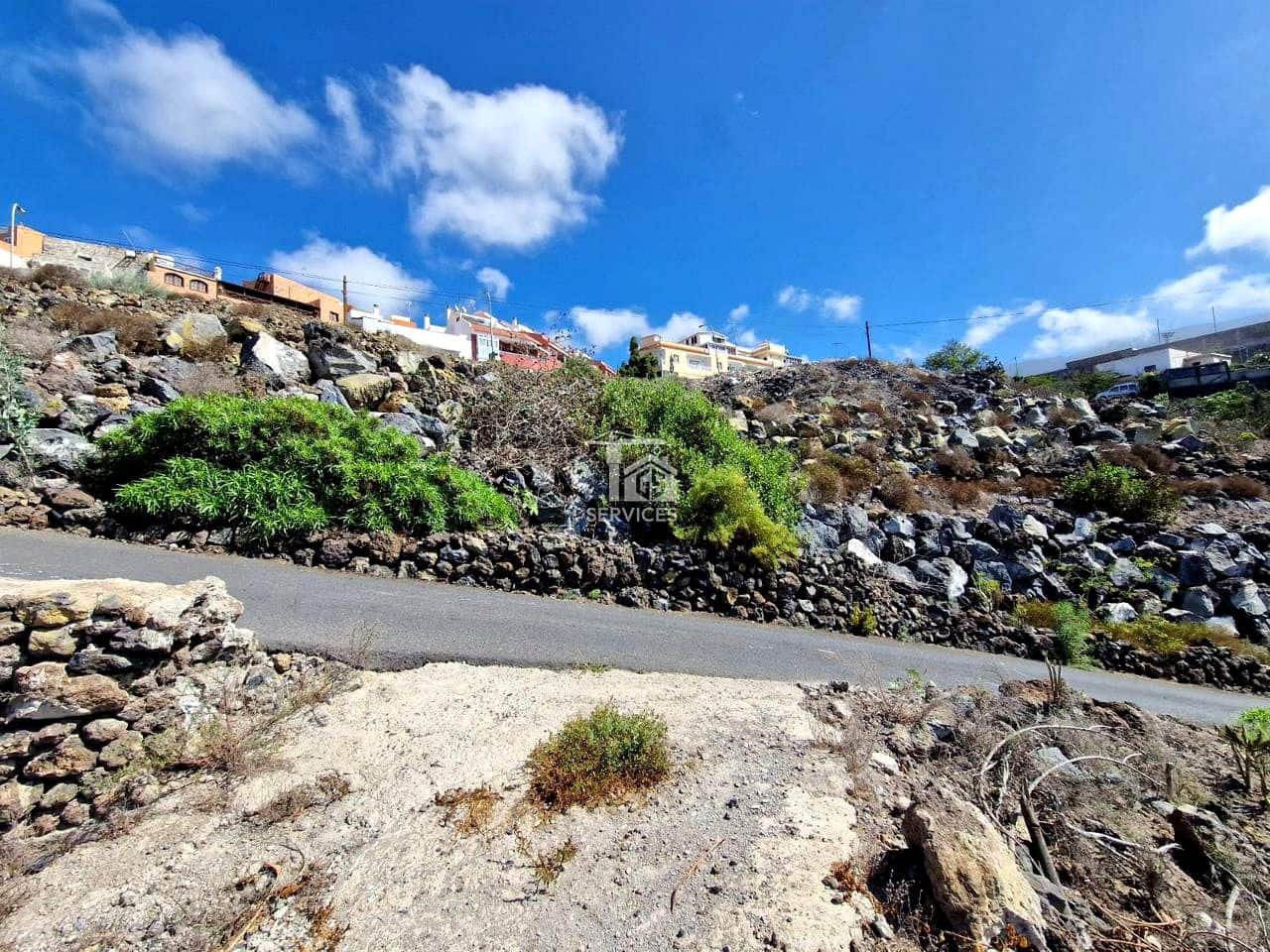 4 slaapkamer Villa te koop in Guia de Isora - € 195.000 (Ref: 9198364)