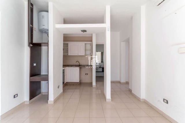 2 slaapkamer Flat te koop in Playa Fañabe, Adeje met zwembad garage - € 350.000 (Ref: 9198439)