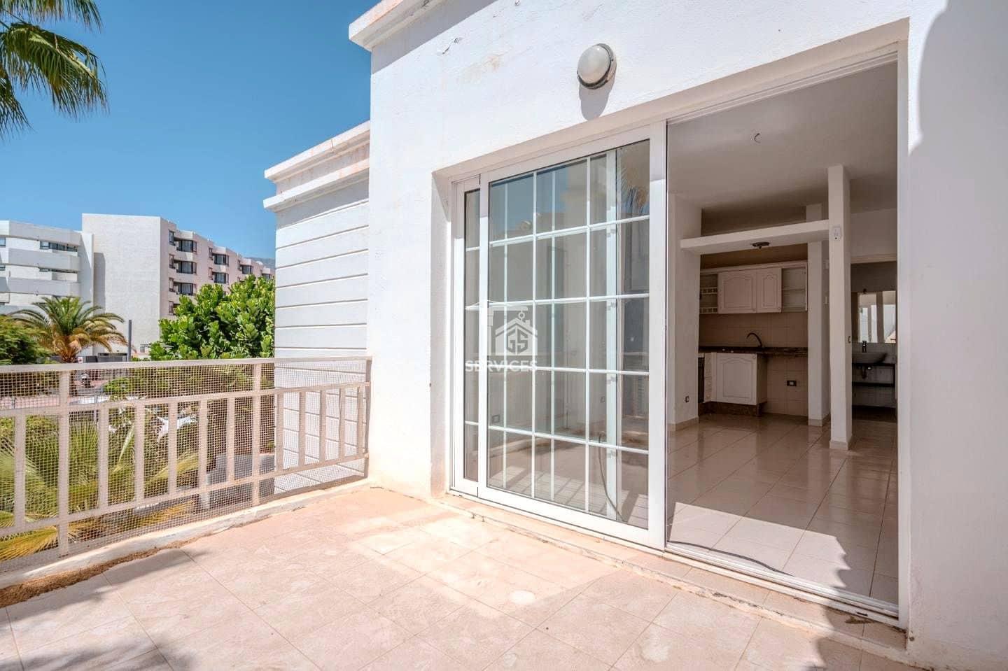 2 soveværelse Lejlighed til salg i Adeje med swimmingpool garage - € 350.000 (Ref: 9198439)