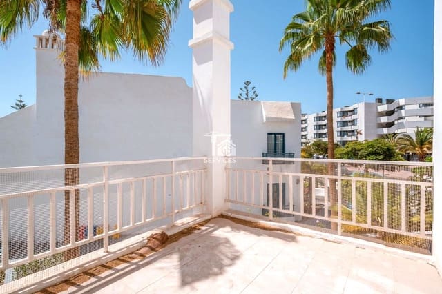 2 slaapkamer Flat te koop in Playa Fañabe, Adeje met zwembad garage - € 350.000 (Ref: 9198439)