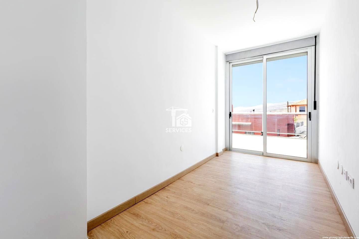 2 soveværelse Villa til salg i Adeje med garage - € 330.000 (Ref: 9198440)