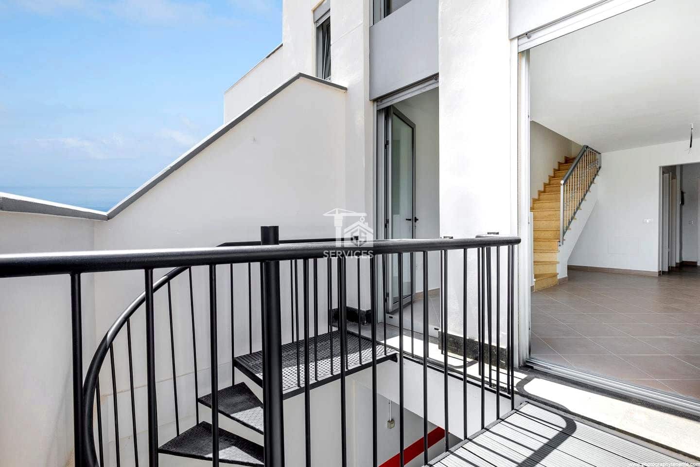 2 soveværelse Villa til salg i Adeje med garage - € 330.000 (Ref: 9198440)